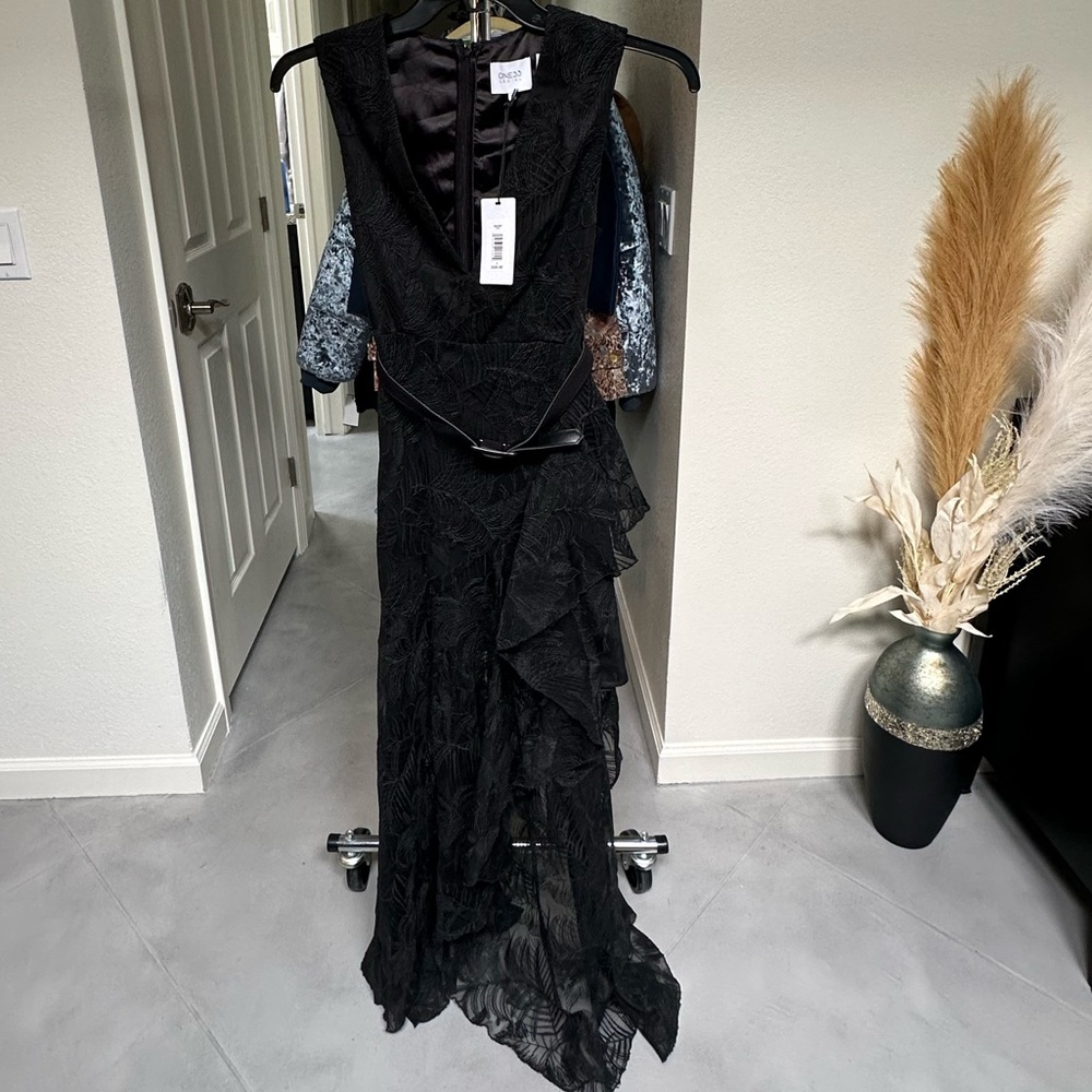 One33 Social dress